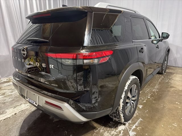 Used 2025 Nissan Pathfinder SL AWD/4WD image 8
