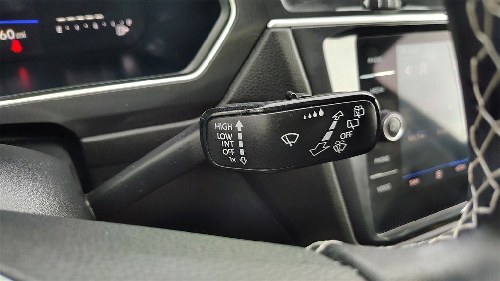 Used 2024 Volkswagen Tiguan S image 17