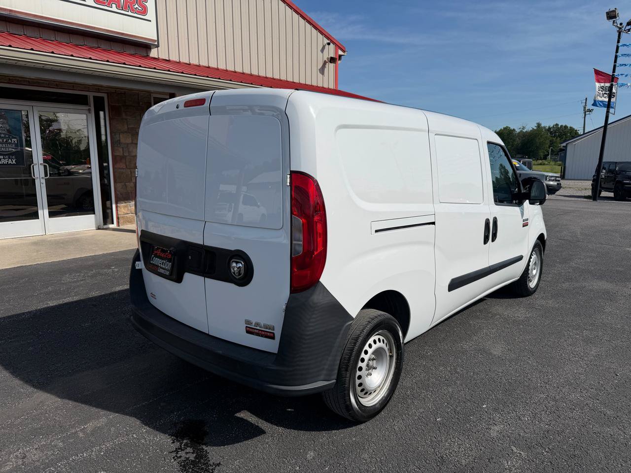Used 2019 RAM ProMaster City Tradesman FWD image 4