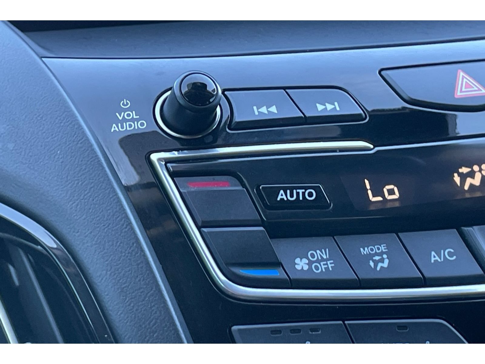 Certified 2023 Acura RDX w/ Technology Package FWD image 28