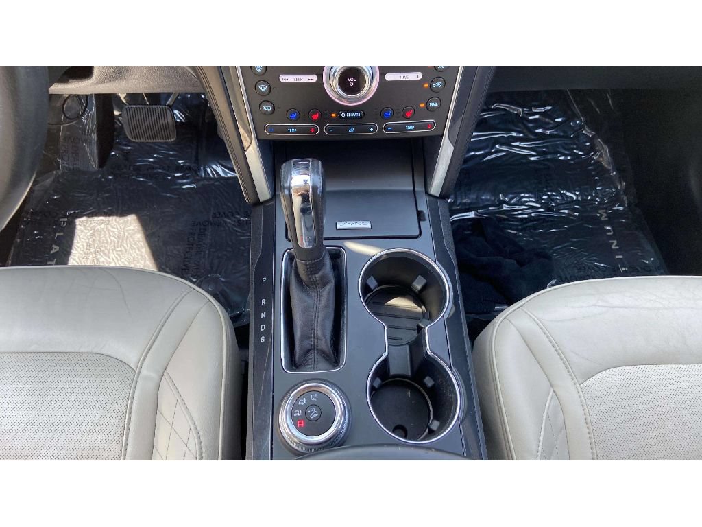 Used 2018 Ford Explorer Platinum AWD/4WD image 16