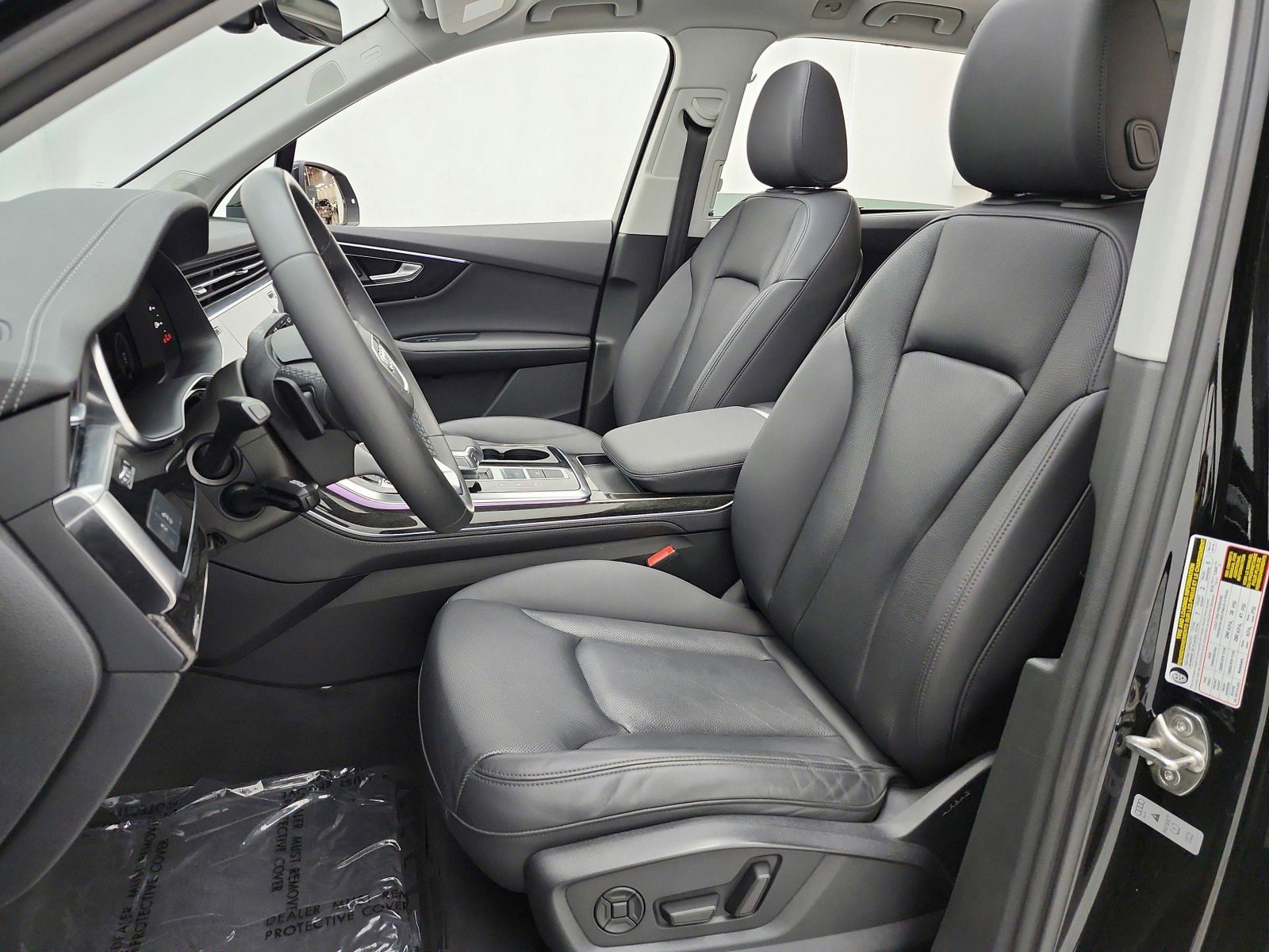 Used 2023 Audi Q7 2.0T Premium Plus w/ Premium Plus Package AWD/4WD image 13