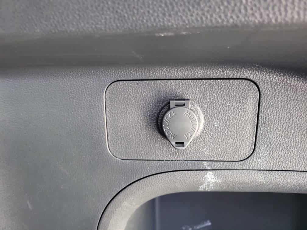 Used 2021 Toyota RAV4 SE w/ Weather & Moonroof Package AWD/4WD image 33