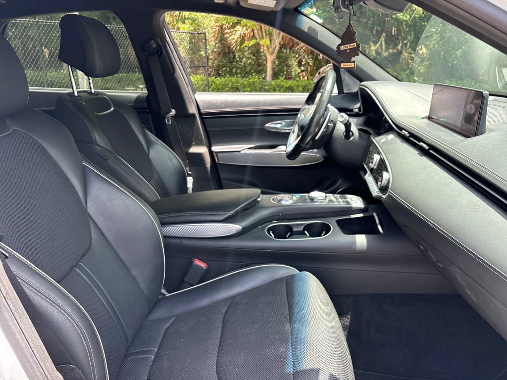 Used 2022 Genesis GV70 2.5T w/ Sport Prestige Package AWD/4WD image 30