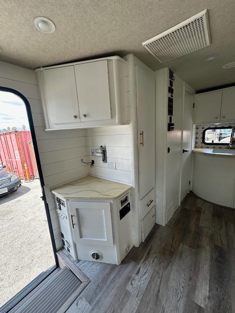 Used 2008 Dodge Sprinter 3500 image 17