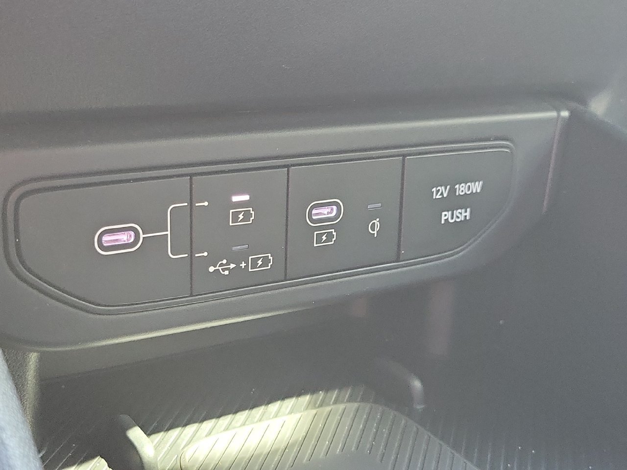 Used 2025 Kia K4 GT-Line FWD image 28