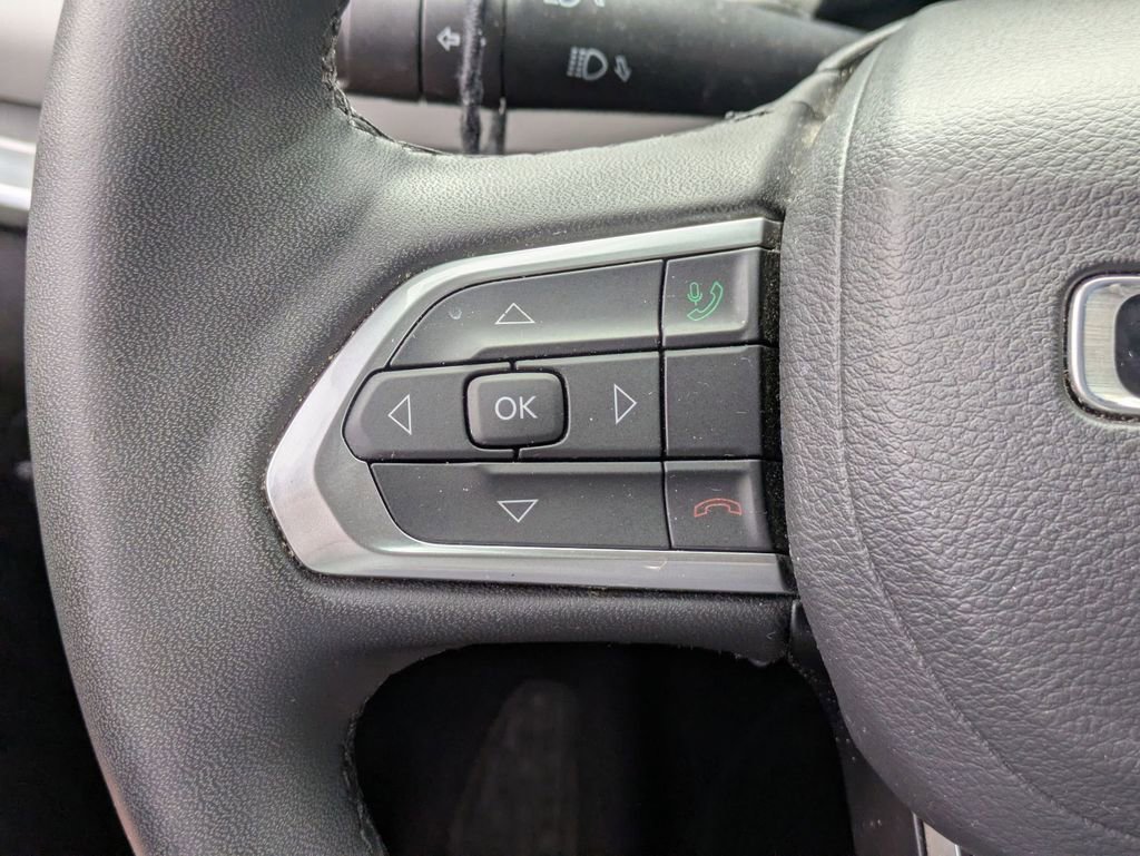 Used 2025 Jeep Compass Limited AWD/4WD image 20