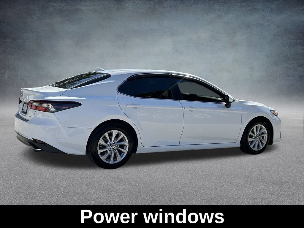 Used 2023 Toyota Camry LE image 6