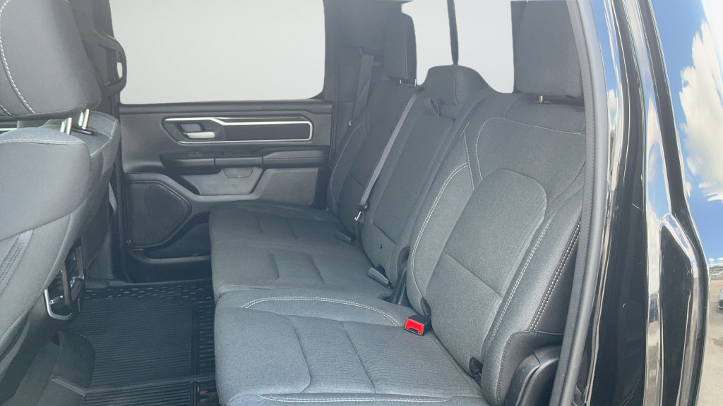 Used 2023 RAM 1500 Big Horn AWD/4WD image 20