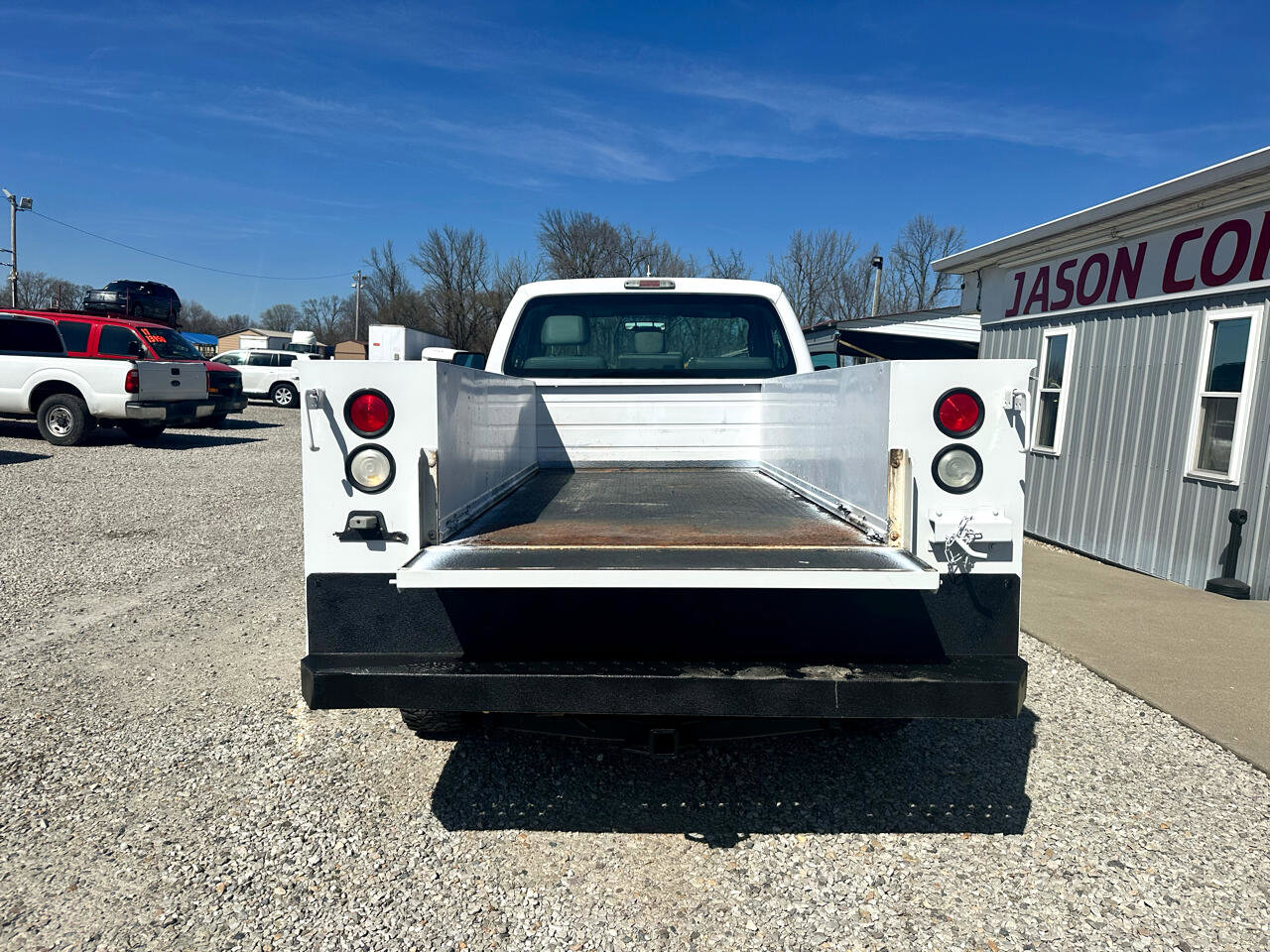Used 2012 Ford F250 XL w/ Camper Pkg image 6