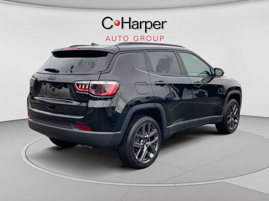 New 2026 Jeep Compass Limited AWD/4WD image 3