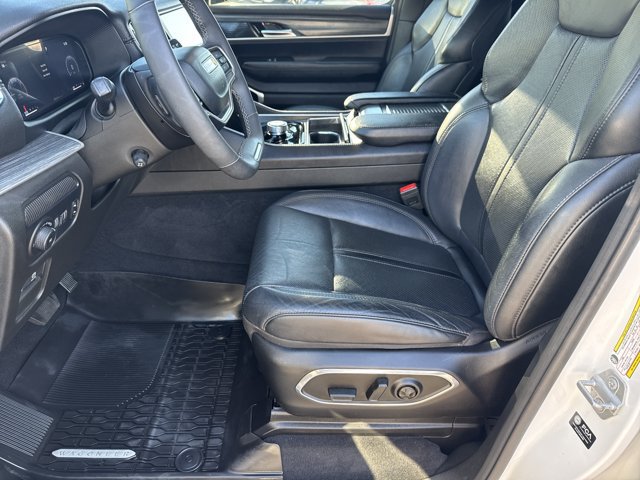 Used 2023 Jeep Wagoneer Series III w/ Premium Group I RWD image 10