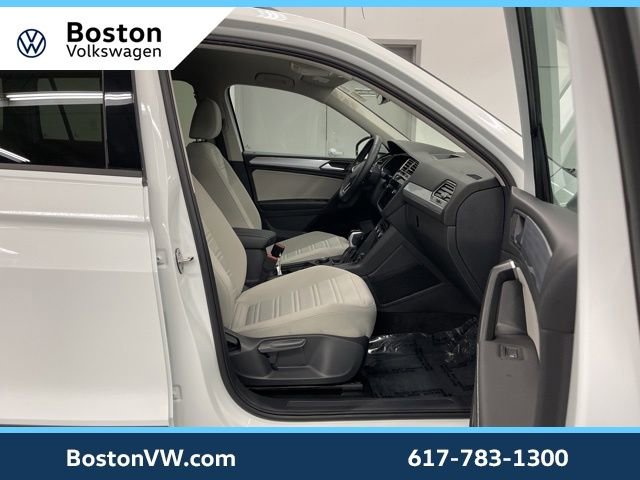 Certified 2024 Volkswagen Tiguan S image 11