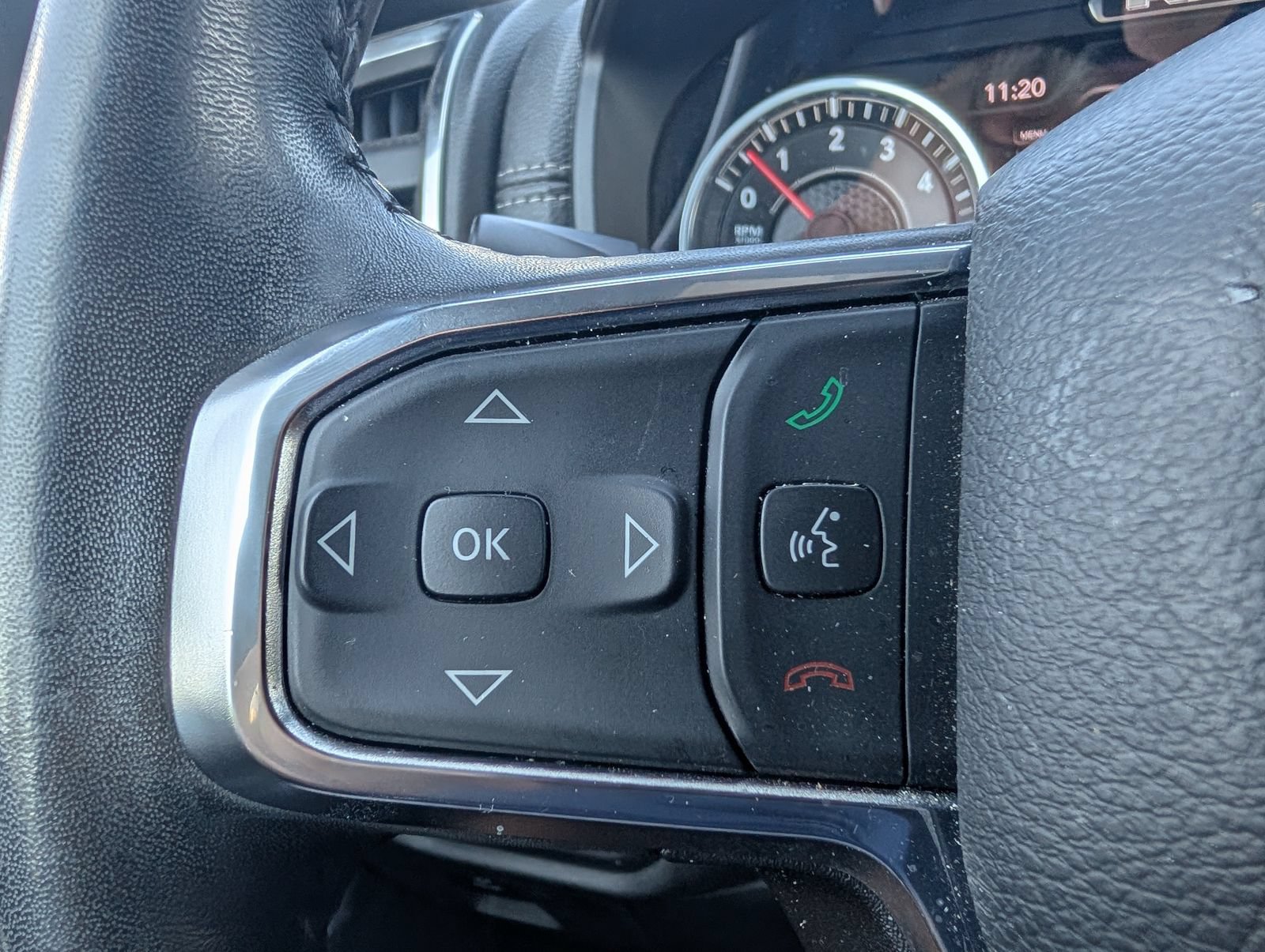 Used 2024 RAM 1500 Laramie AWD/4WD image 15