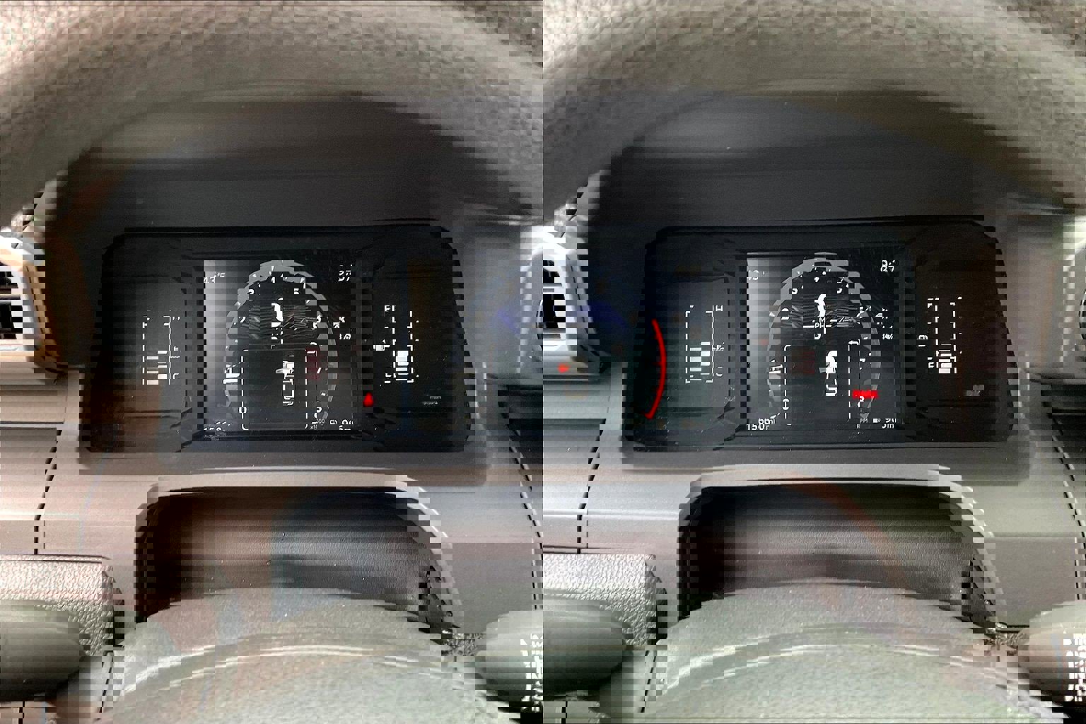 Used 2024 Toyota Tacoma SR image 14