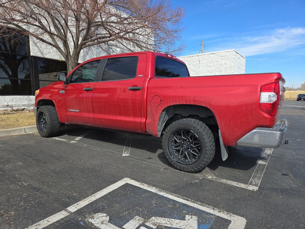 Used 2014 Toyota Tundra SR5 w/ SR5 Upgrade Package image 8