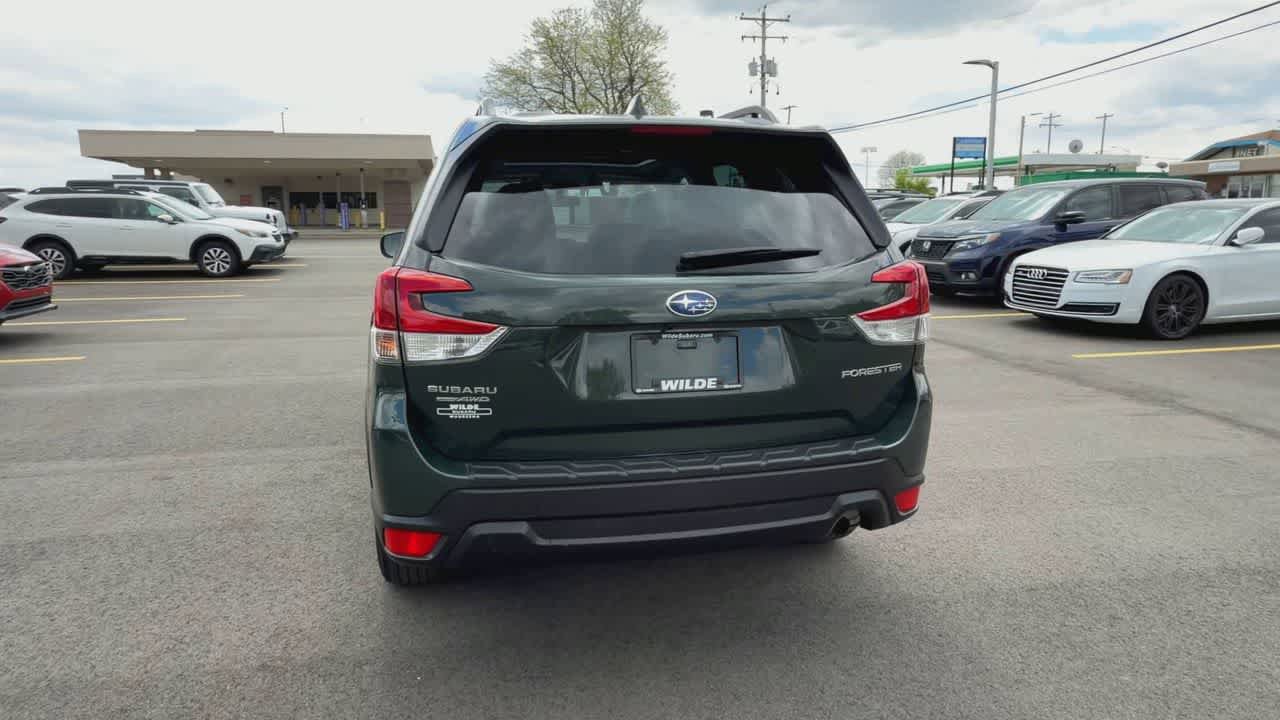 Certified 2023 Subaru Forester Premium AWD/4WD image 7