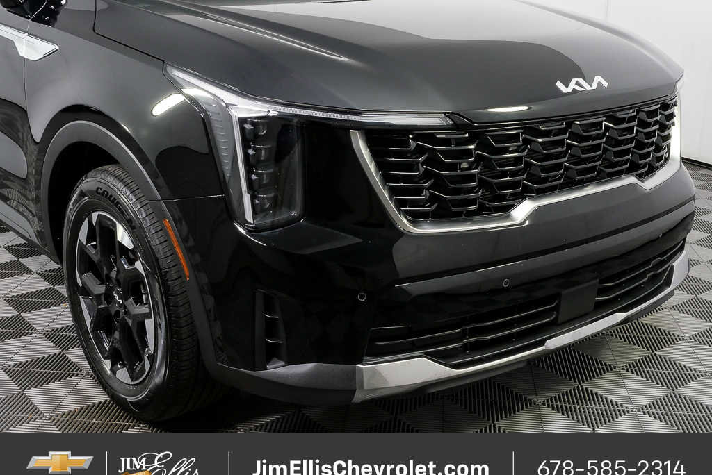 Used 2025 Kia Sorento S image 35