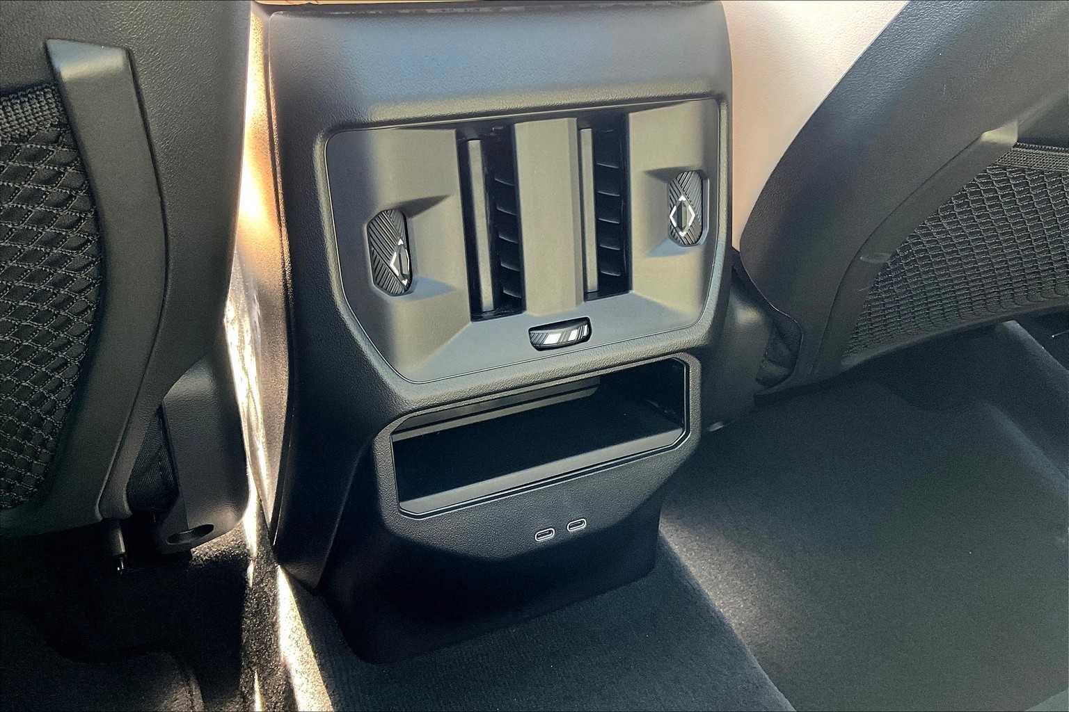 Used 2026 BMW X3 xDrive30 w/ Premium Package image 17