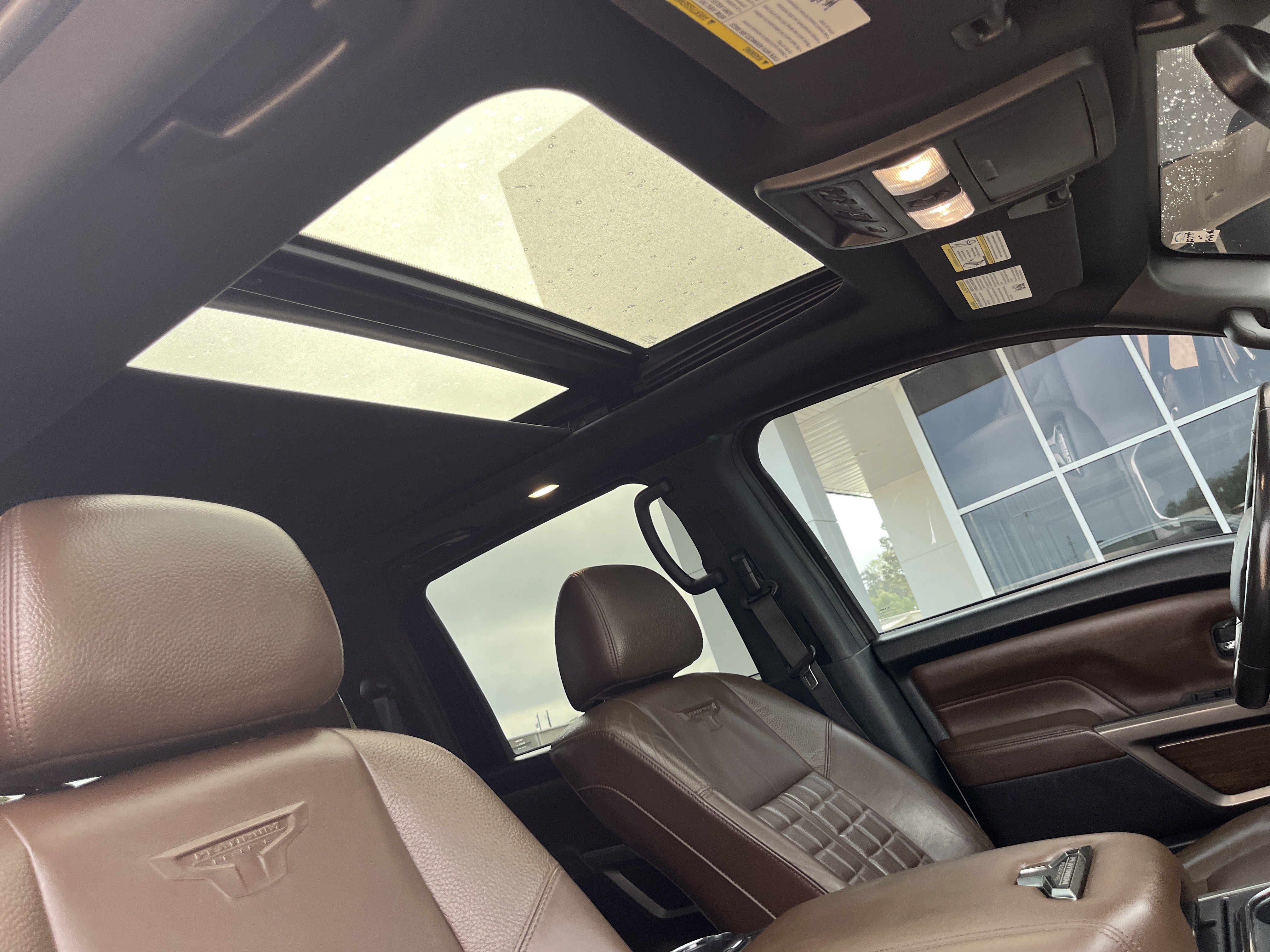 Used 2022 Nissan Titan Platinum Reserve w/ Moonroof Package image 21