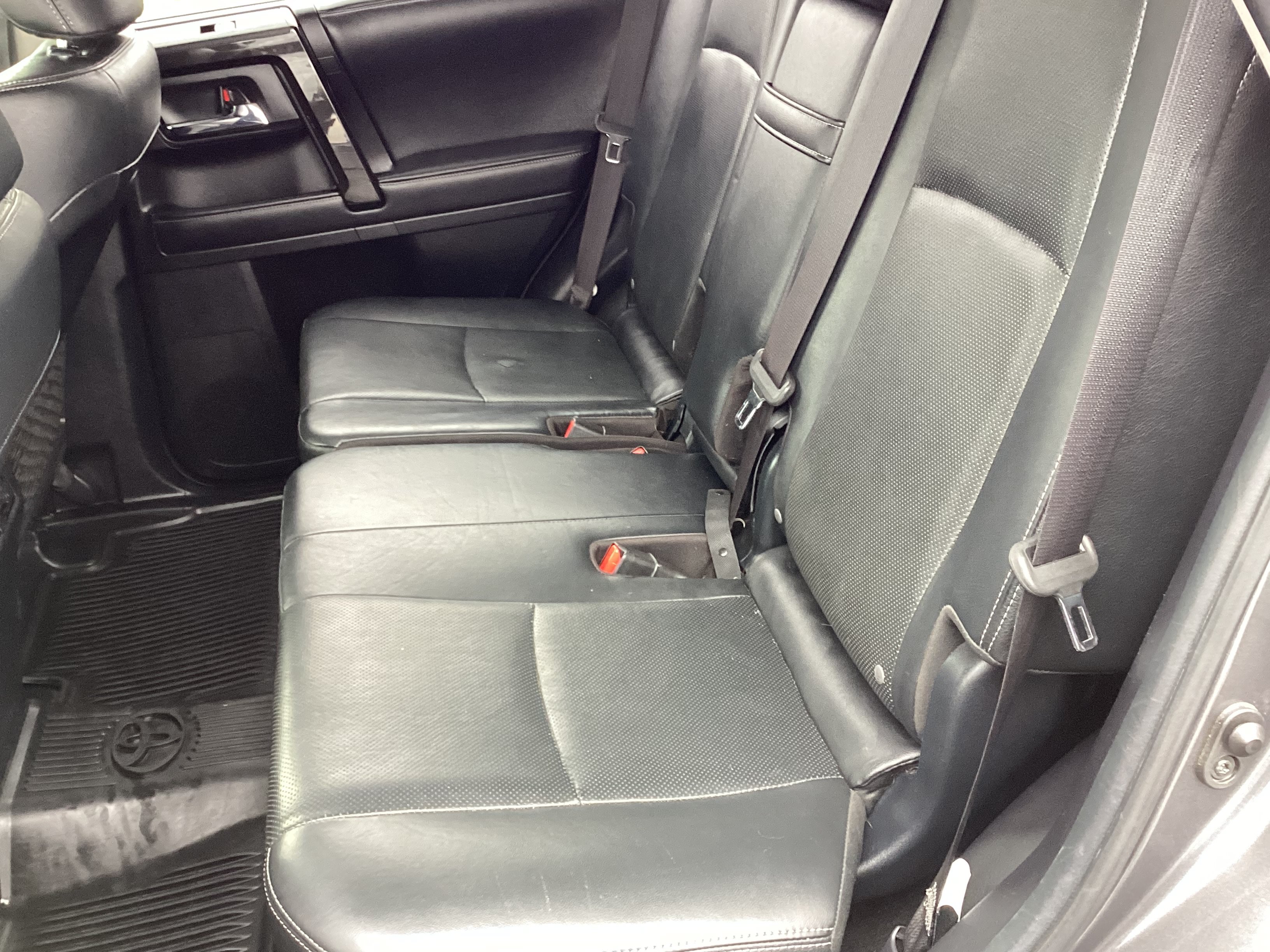 Certified 2019 Toyota 4Runner Limited AWD/4WD image 14