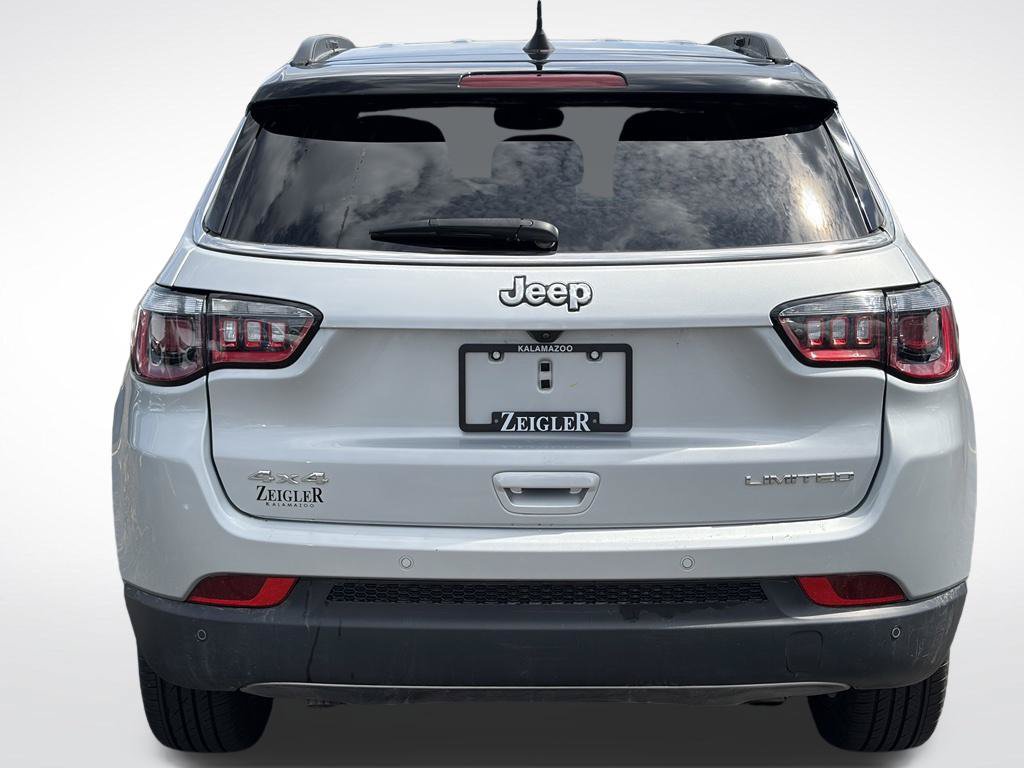 Certified 2024 Jeep Compass Limited AWD/4WD image 8