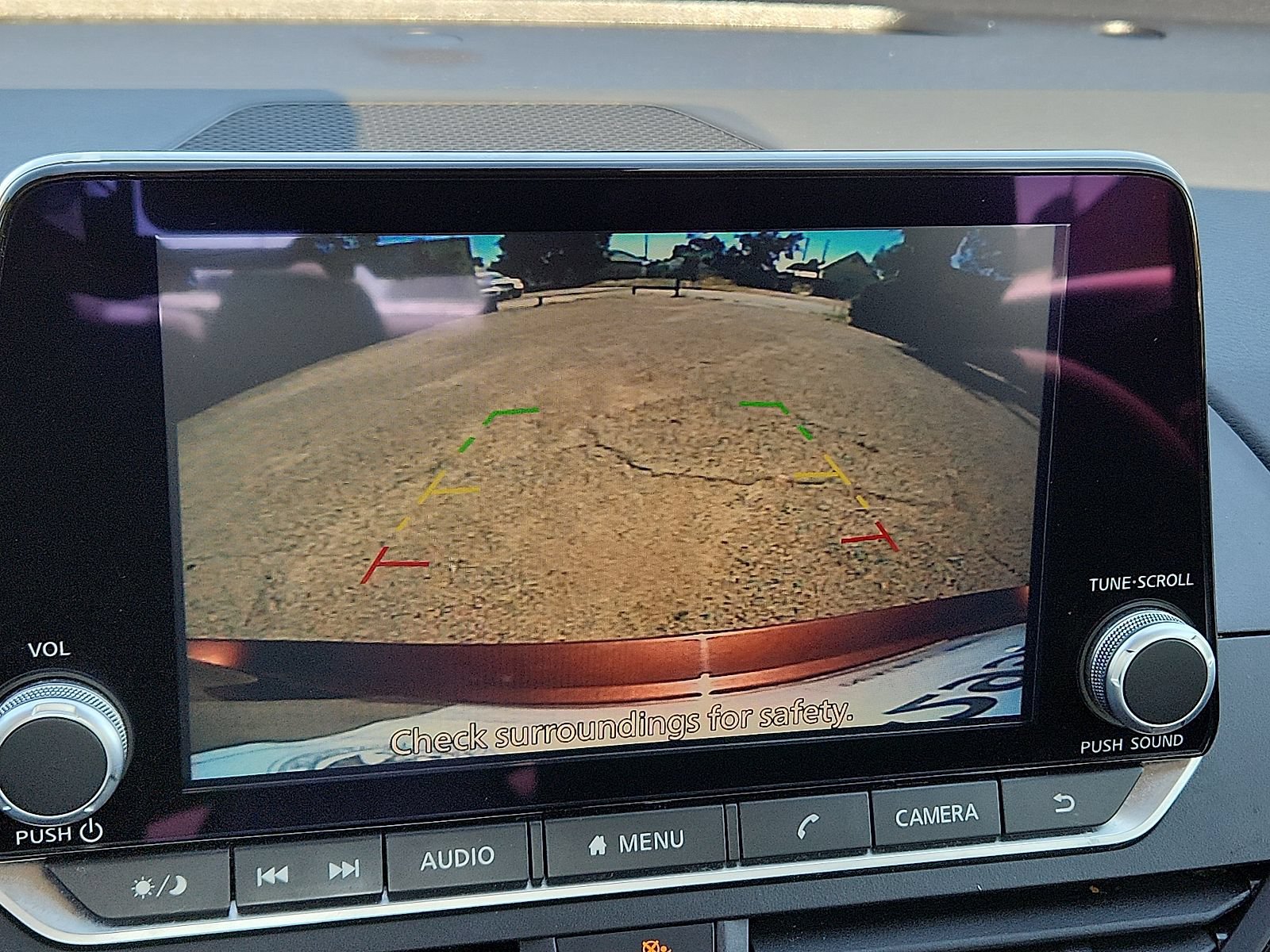 Used 2025 Nissan Altima 2.5 SV FWD image 12
