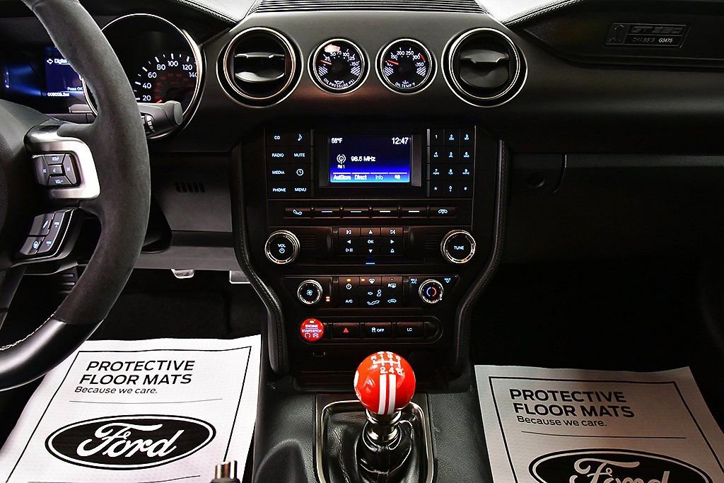 Used 2016 Ford Mustang Shelby GT350 w/ Track Package image 24