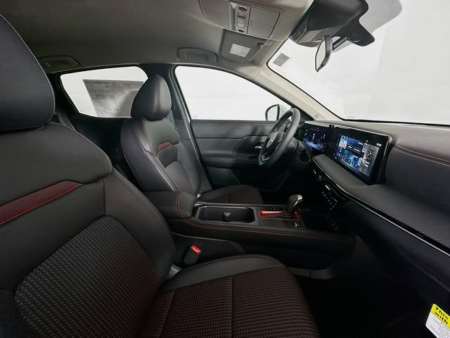 New 2025 Nissan Kicks SR w/ Illumination Package AWD/4WD image 25
