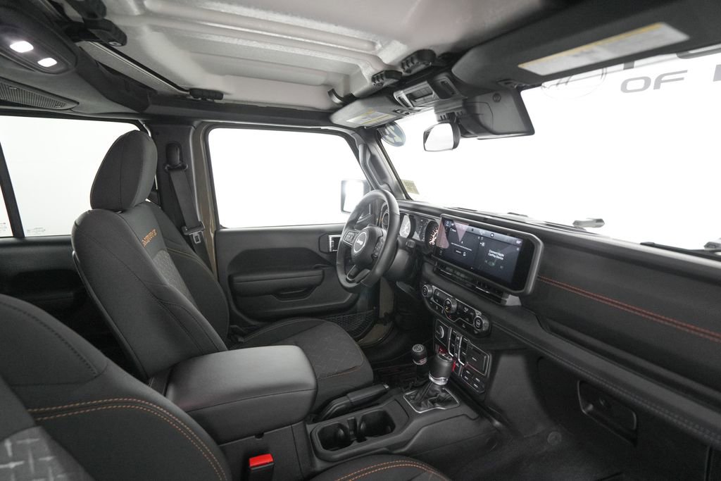 Used 2025 Jeep Gladiator Mojave image 23