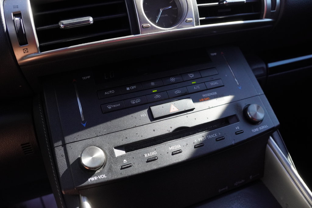 Used 2015 Lexus IS 250 RWD image 27