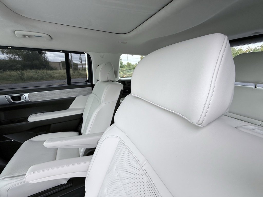 New 2025 Hyundai Santa Fe Calligraphy image 26