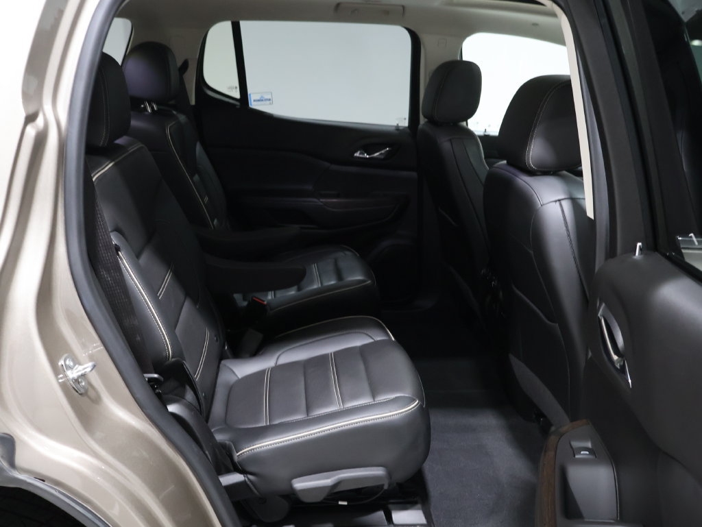 Used 2022 GMC Acadia Denali w/ Denali Ultimate Package AWD/4WD image 24