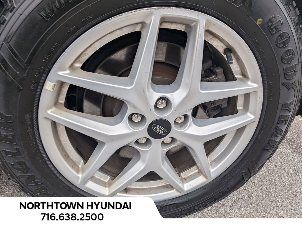 Used 2023 Ford Edge SEL image 44