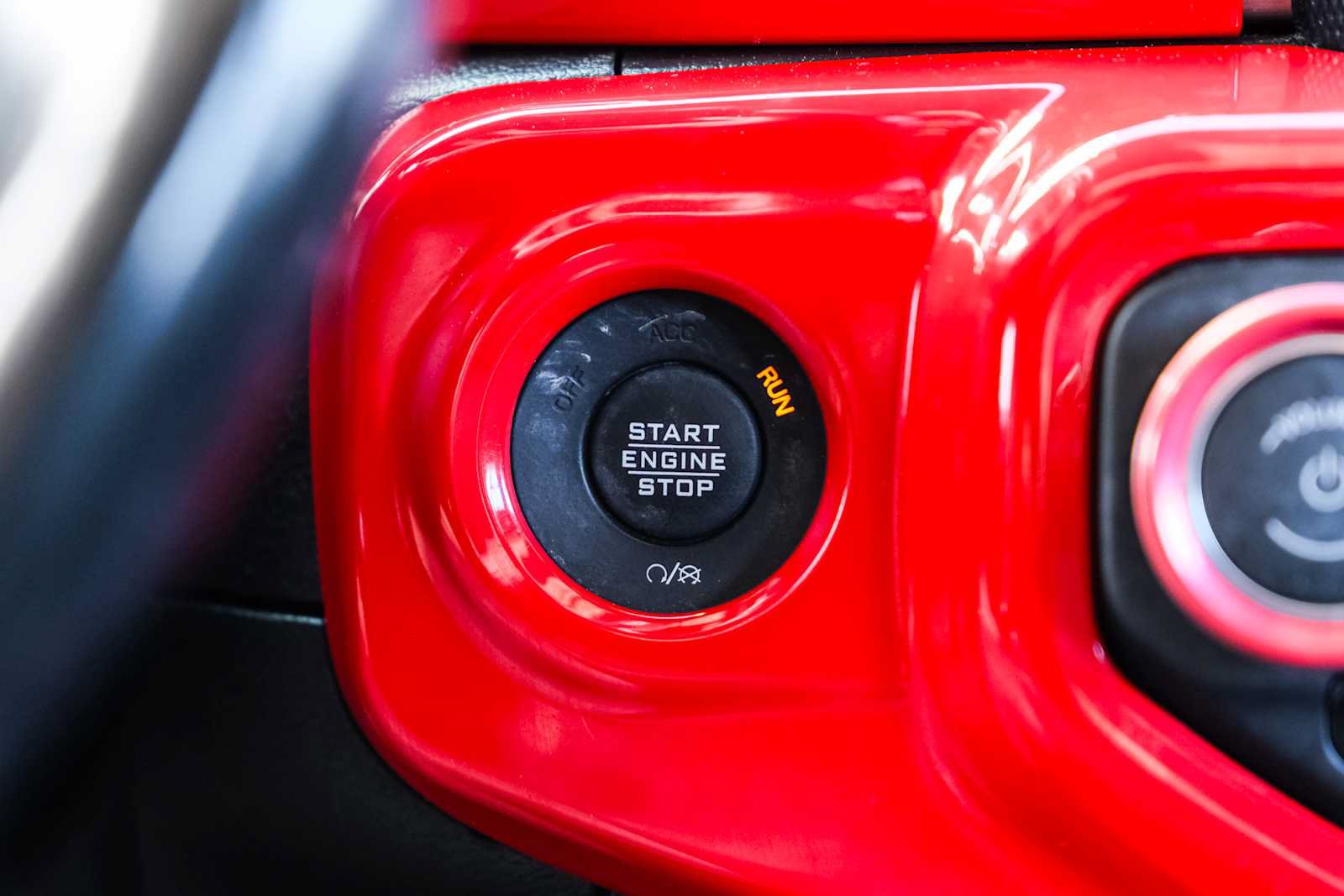 Used 2020 Jeep Gladiator Overland w/ LED Lighting Group AWD/4WD image 44