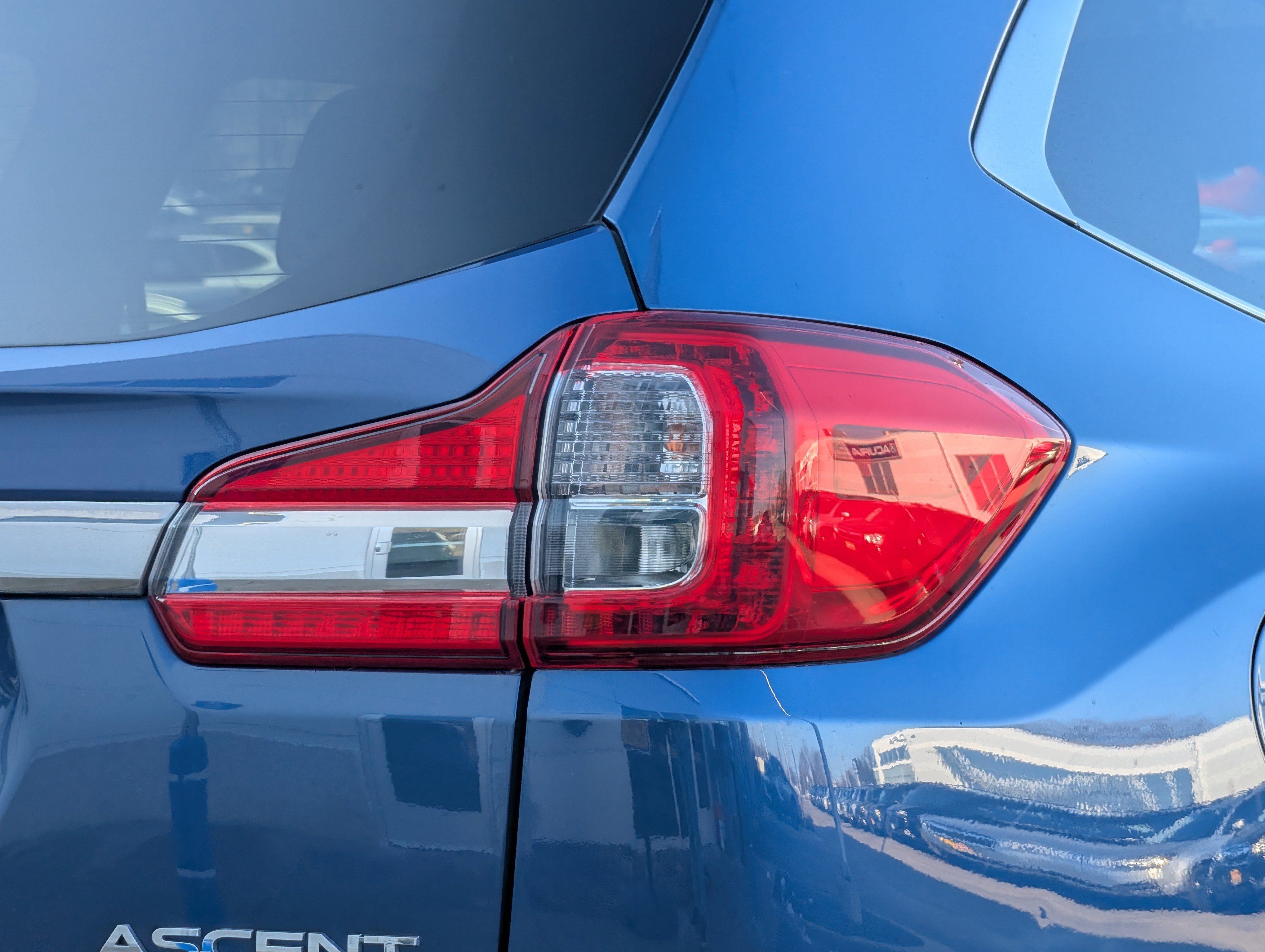 Used 2022 Subaru Ascent Touring image 17