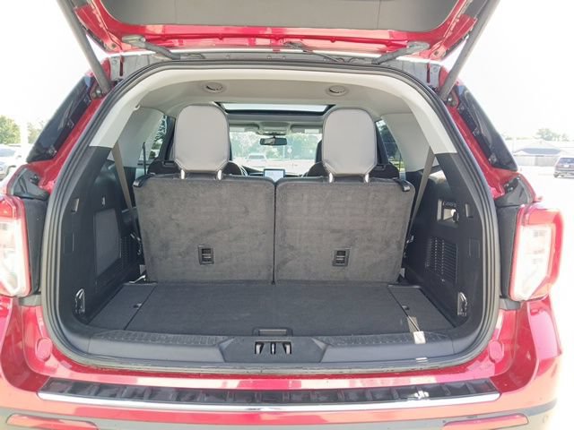 Used 2023 Ford Explorer Limited w/ Equipment Group 301A AWD/4WD image 20