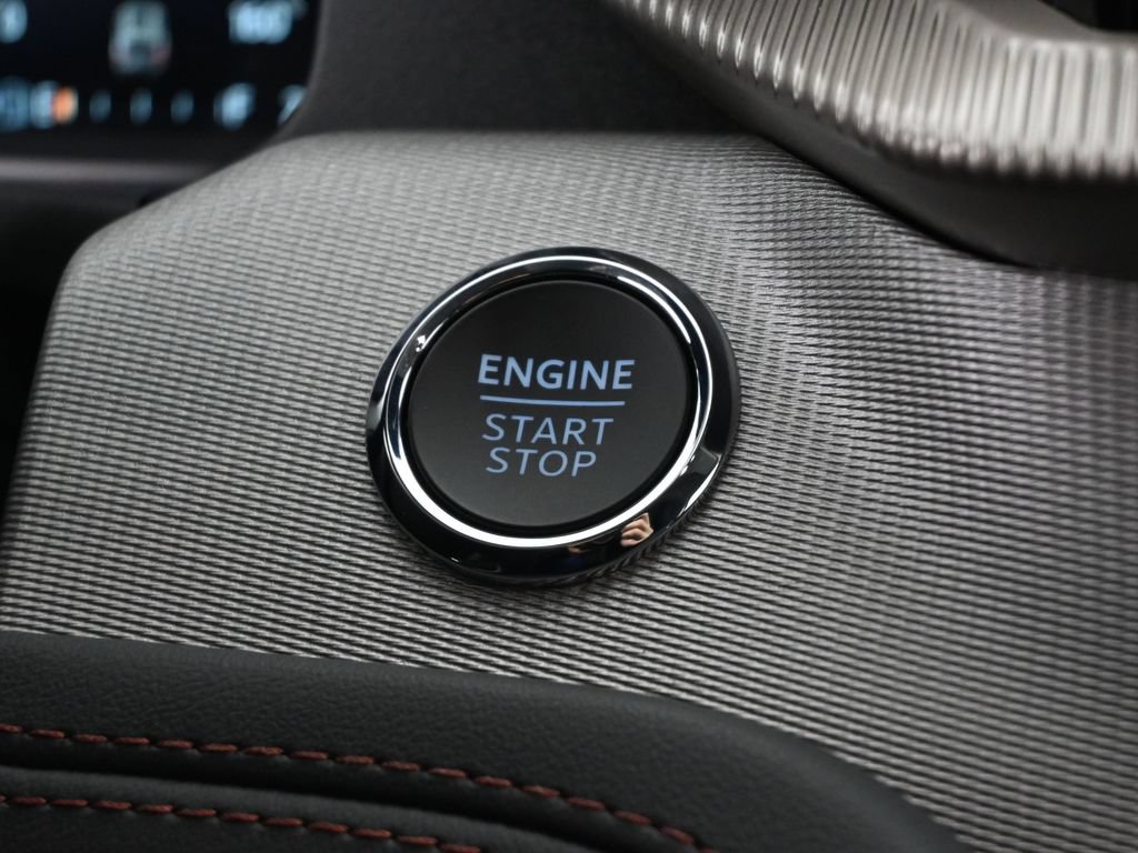 New 2026 Ford Explorer Active RWD image 14
