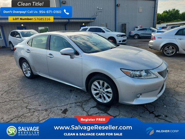 Used 2014 Lexus ES 300h w/ Luxury Package w/Bamboo Trim FWD image 5