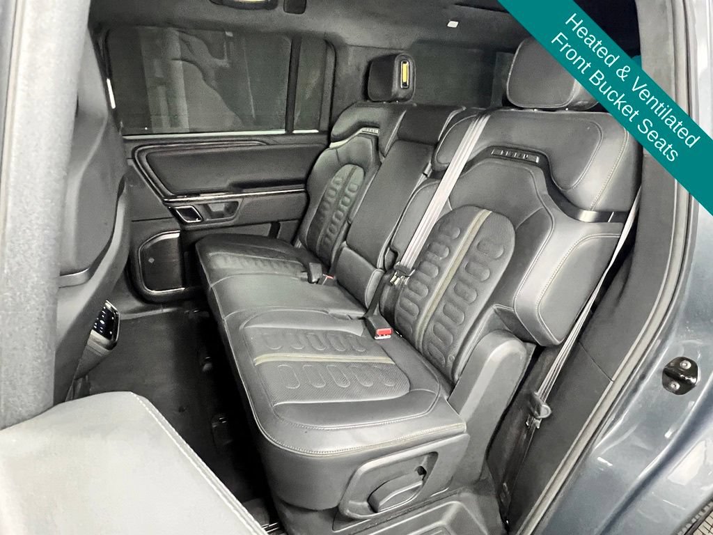 Used 2023 Rivian R1S Adventure Dual AWD/4WD image 17