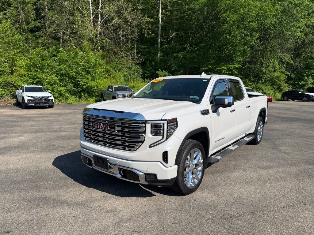 Used 2024 GMC Sierra 1500 Denali w/ Technology Package AWD/4WD image 13