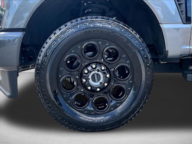 Used 2024 Ford F350 XLT w/ Black Appearance Package AWD/4WD image 10