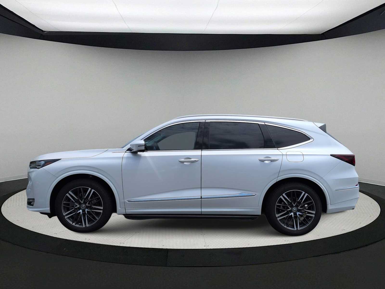 Used 2025 Acura MDX SH-AWD w/ Advance Package image 5