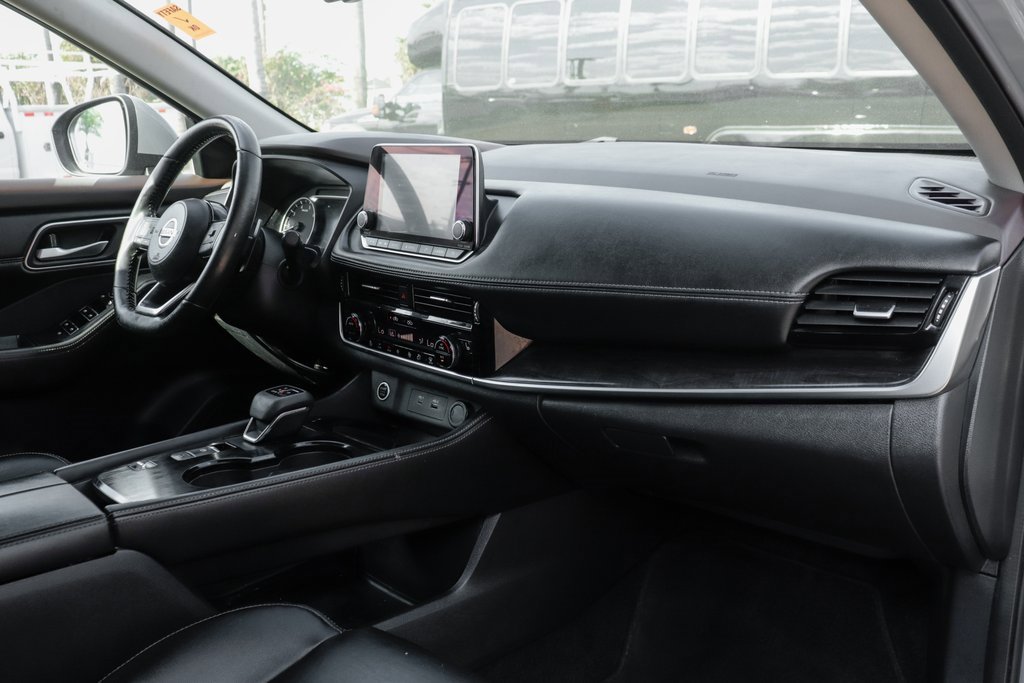 Used 2021 Nissan Rogue SL image 41