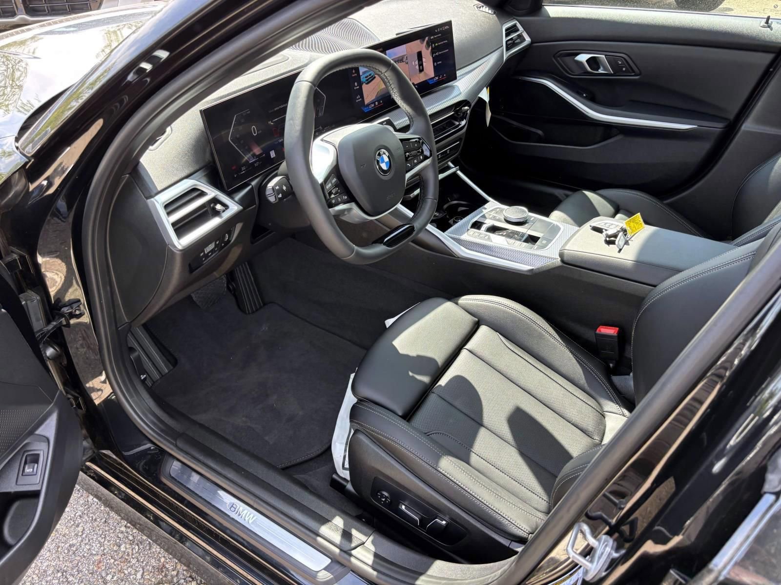 Used 2025 BMW 330i xDrive Sedan AWD/4WD image 25