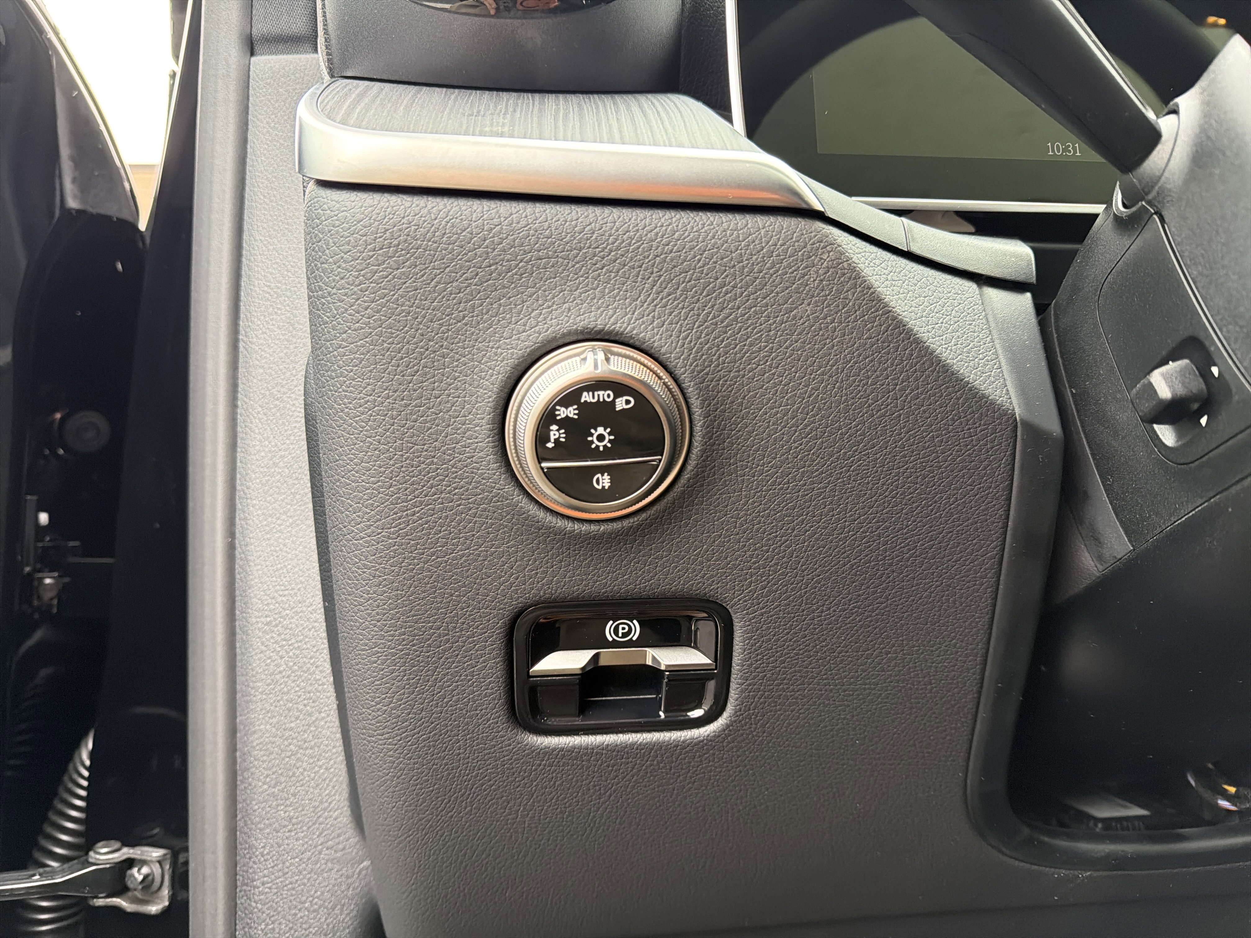 New 2026 Mercedes-Benz GLC 300 4MATIC image 15