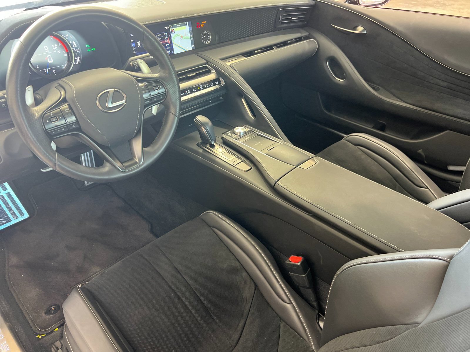 Used 2018 Lexus LC 500 Coupe RWD image 12