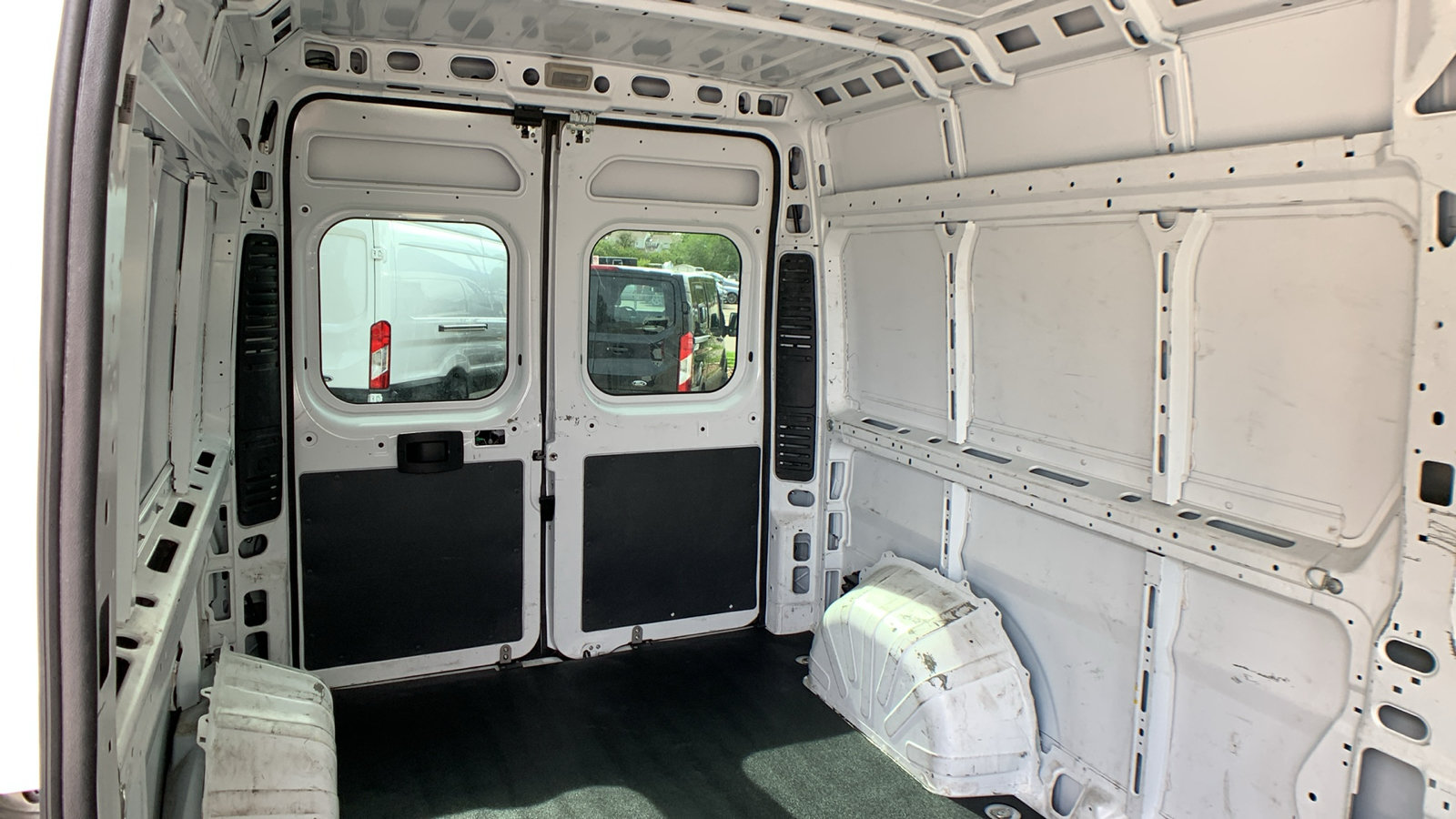Used 2022 RAM ProMaster 2500 FWD image 21