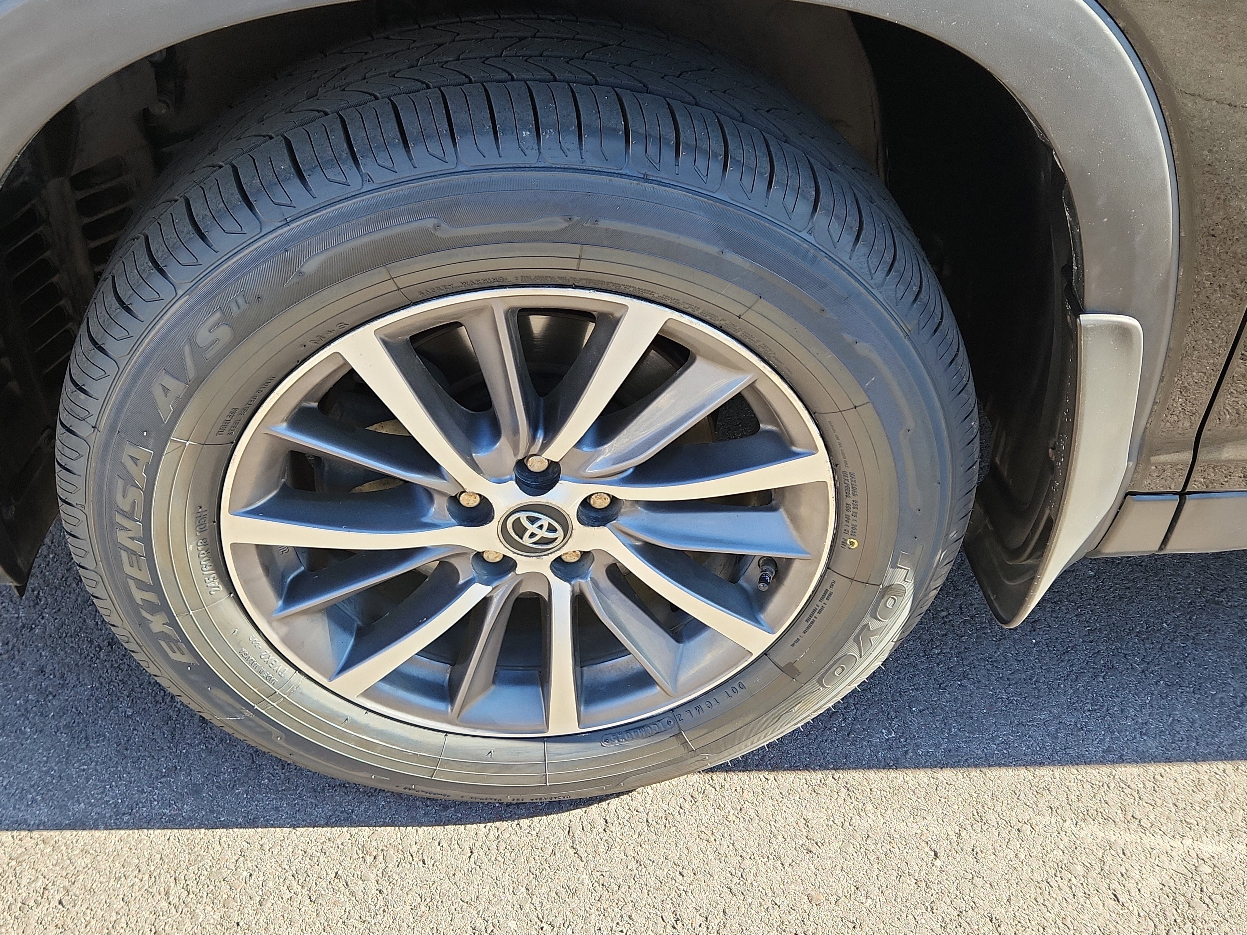 Certified 2019 Toyota Highlander XLE image 18