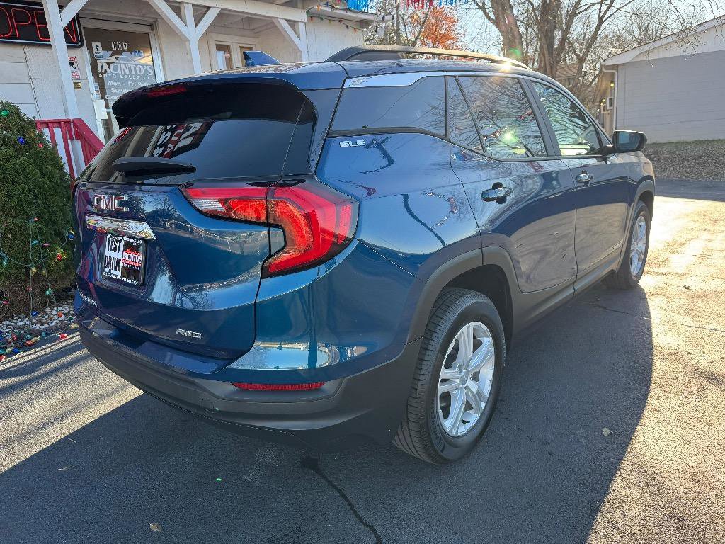 Used 2021 GMC Terrain SLE w/ Driver Convenience Package image 8